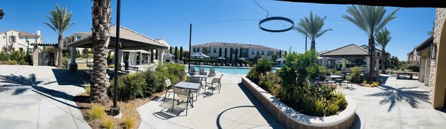 Building Photo - 7086 Vernazza Pl