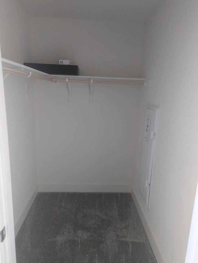 Building Photo - 3698 Vision Cmn