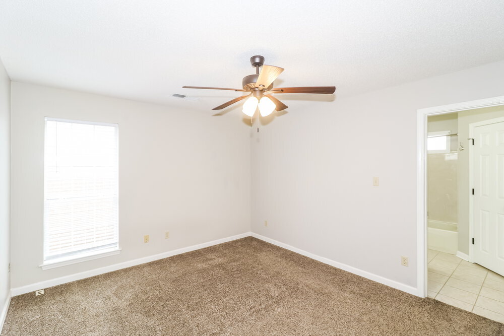 Building Photo - 6063 Choctaw Trail