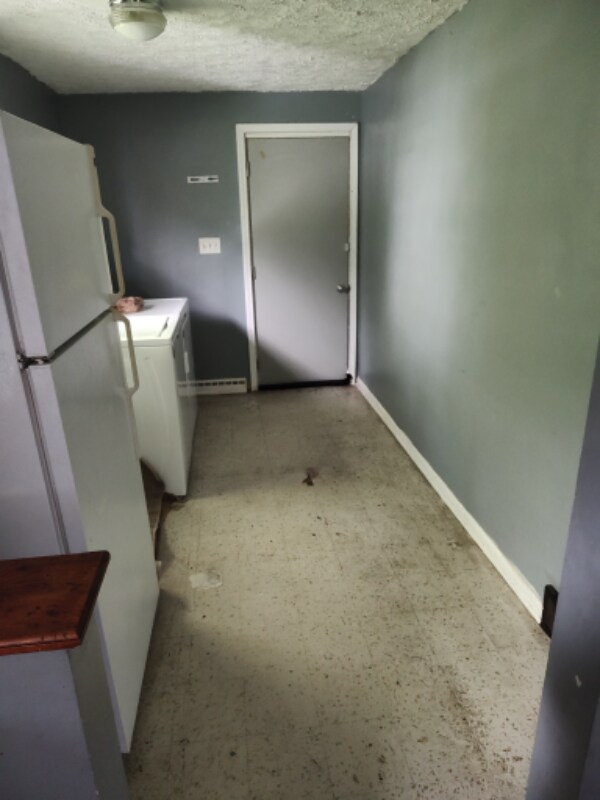 Building Photo - 1232 Oak Grove Ave