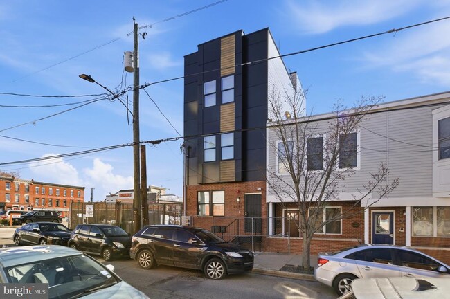 Building Photo - 2643 N 6th St