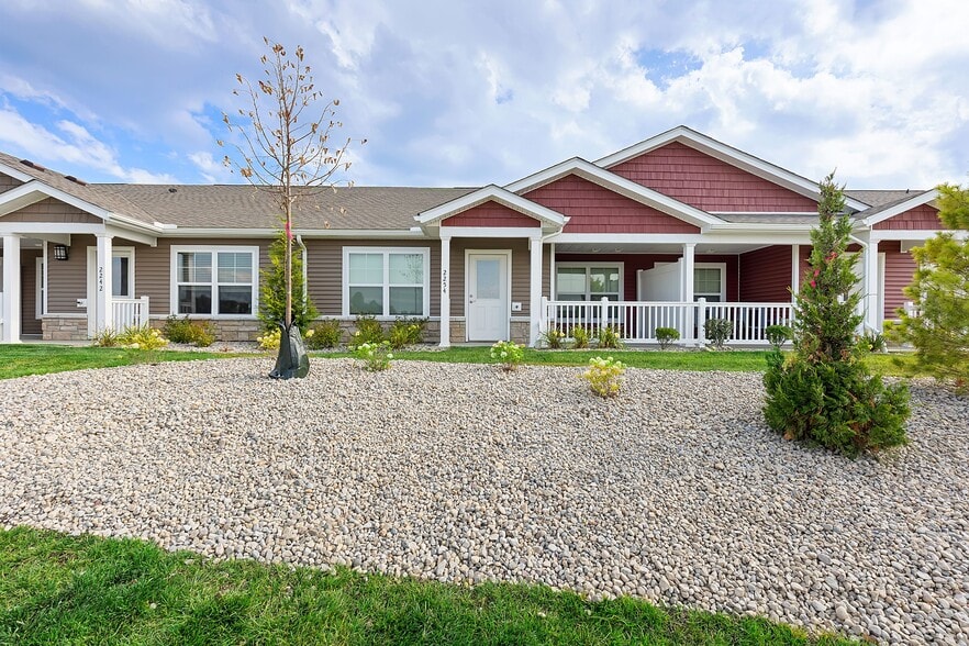 Building Photo - Redwood Greenfield