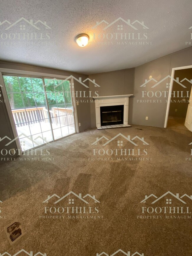 Building Photo - Spacious 4-Bedroom Double-Wide Mobile Home...
