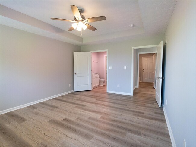 Building Photo - 675 Denver Cir