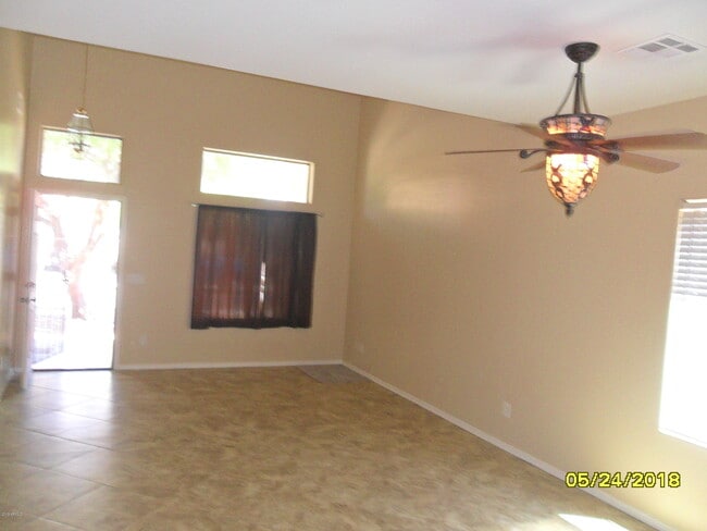 Building Photo - 25825 W Miami St