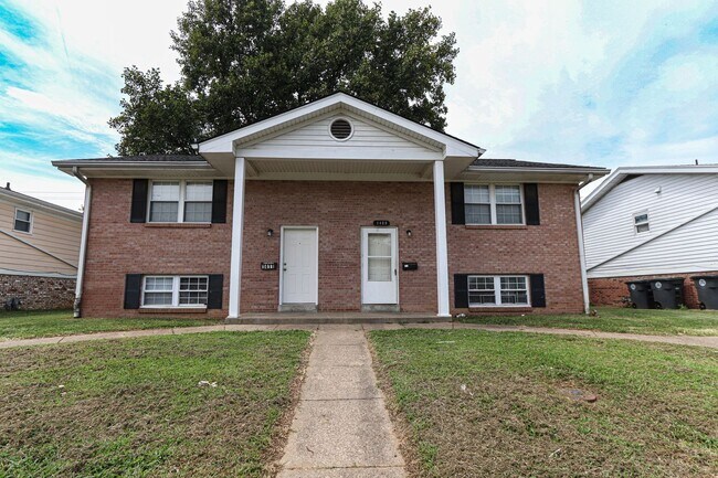 Primary Photo - 1409-1411 Jeanette Ave