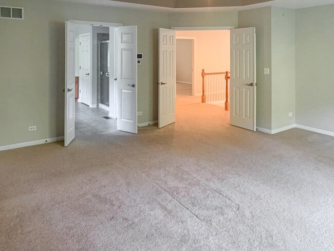 Building Photo - 942 Blue Ridge Dr