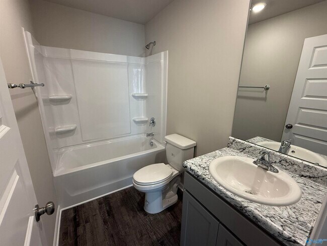 Building Photo - 151 Olde Hearth Rd