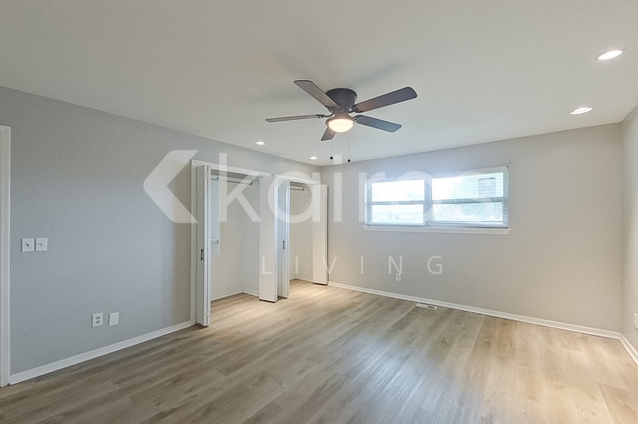 Building Photo - 2501 SW 91st St