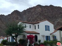 Building Photo - 48613 Classic Dr