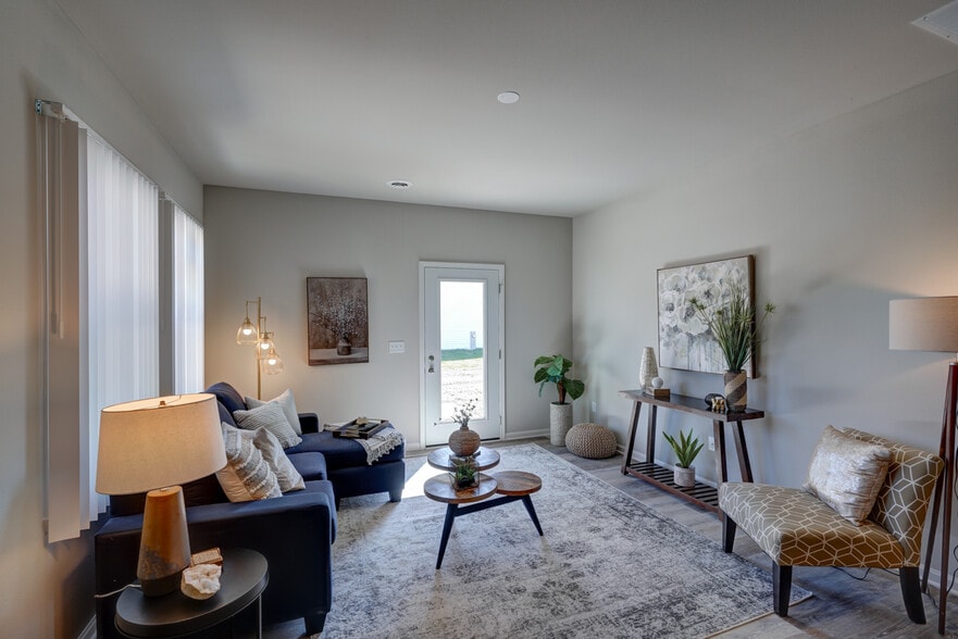 Building Photo - 634 McKay Way