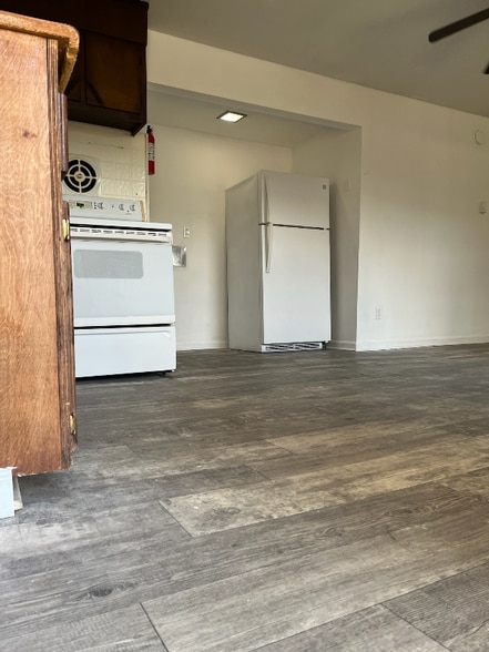 Building Photo - 143 Hendricks Blvd