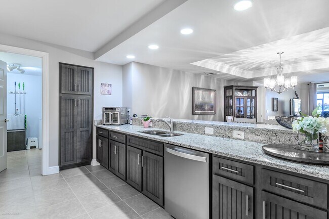 Building Photo - TURNKEY FURNISHED EXECUTIVE RENTAL IN BURN...