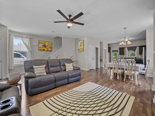 Building Photo - 4039 Hunters Trail