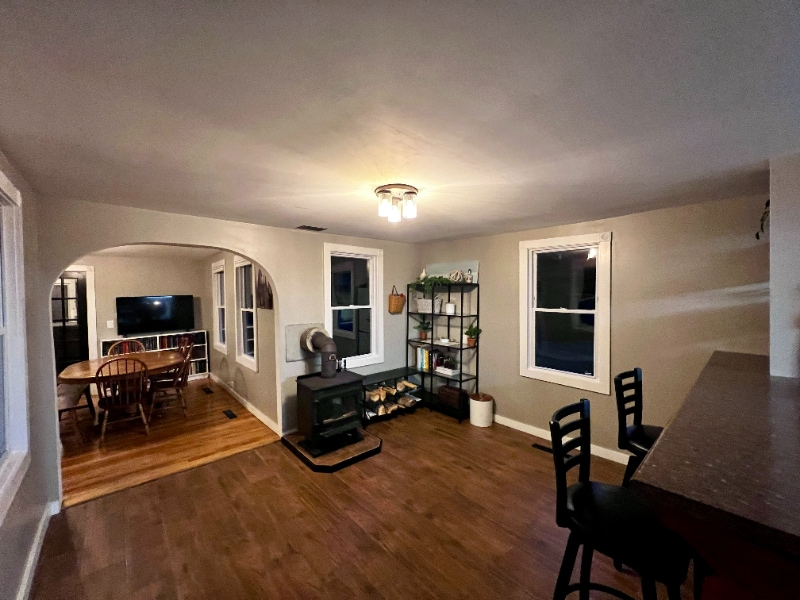 Building Photo - 252 Windsor St