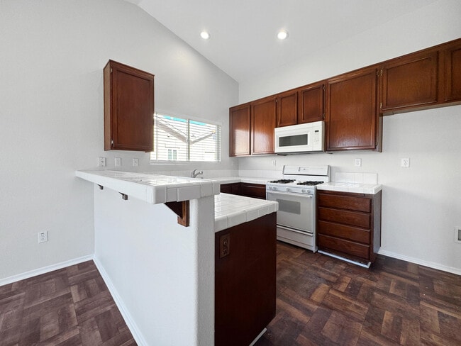 Building Photo - 78720 W Harland Dr