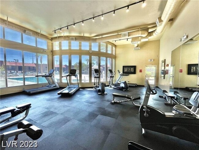 Building Photo - 5181 River Glen Dr