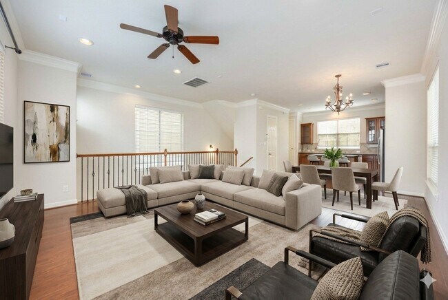 Building Photo - 3008 Clearview Cir