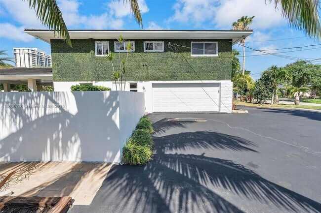 Building Photo - RIVER BAY PARK