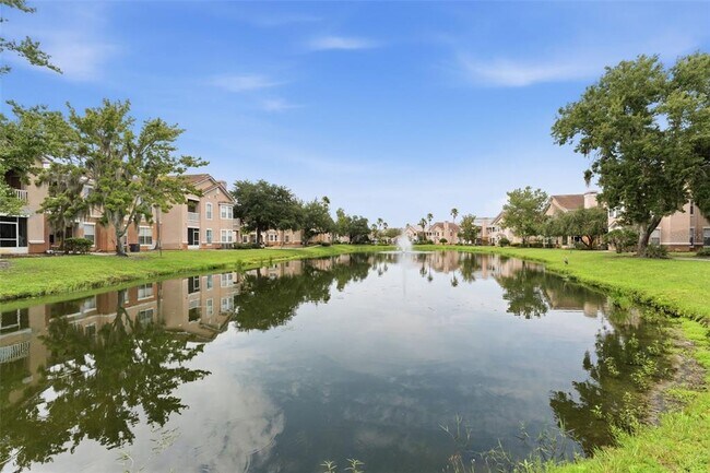 Building Photo - 10436 Villa View Cir