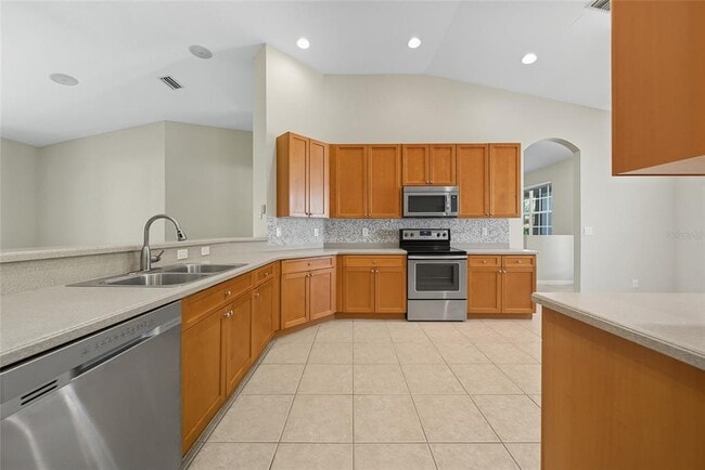Building Photo - 11724 Holly Creek Dr