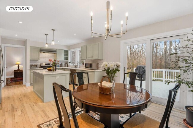 Building Photo - 26 Whalers Dr