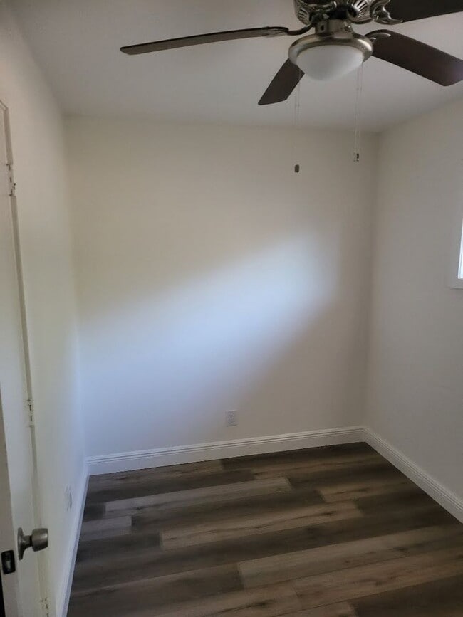 Building Photo - Beautiful fully remodeled home!