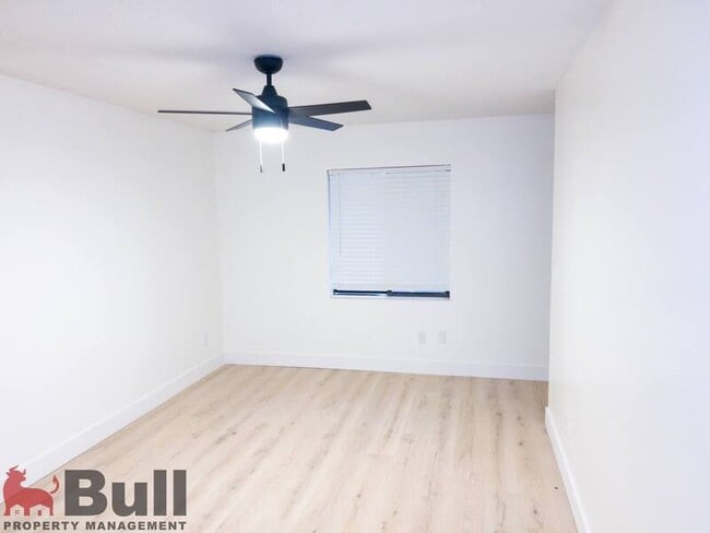 Building Photo - 502 Derby Dr