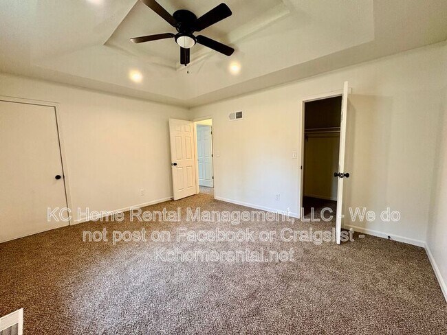 Building Photo - 307 E Main St