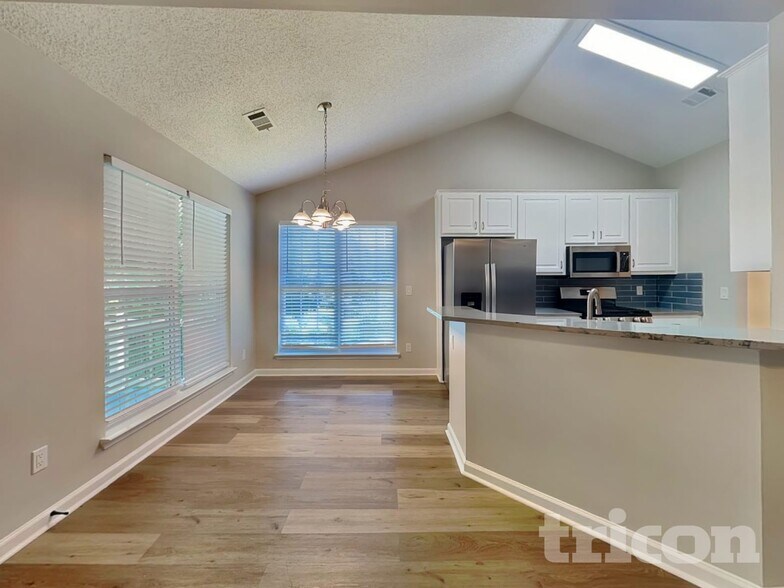 Building Photo - 5769 Village Loop