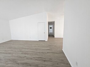 Building Photo - ***ALL BRAND NEW INSIDE***3 BED 2 BATH