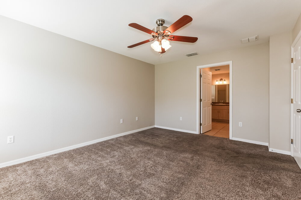 Building Photo - 4619 Great Blue Heron Dr