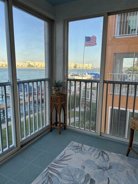 Building Photo - 8921 Blind Pass Rd