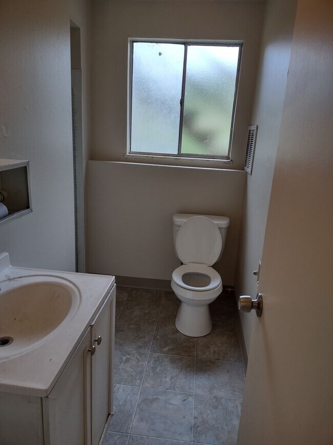 Building Photo - 3639 Garland Ct