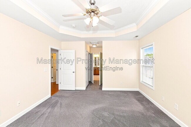 Building Photo - 725 Keystone Park Dr