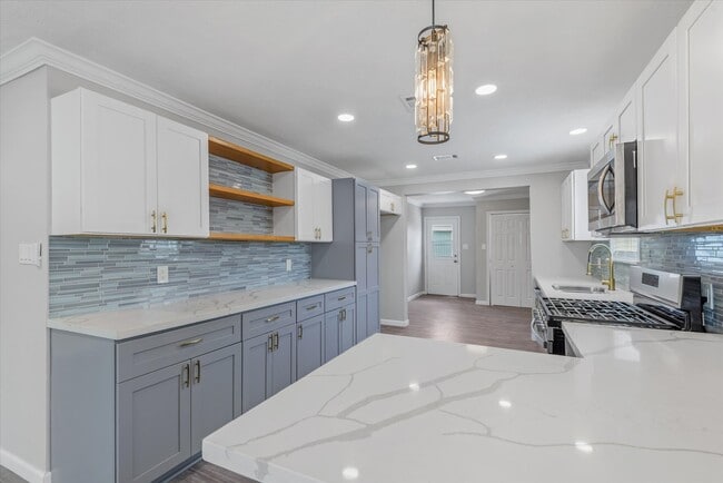 Primary Photo - 3518 Avenue H