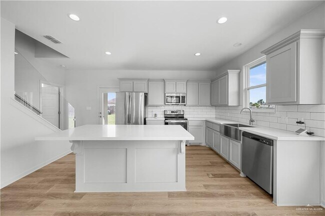 Building Photo - 700 S Tecate Dr