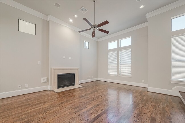 Building Photo - 2634 Texas St