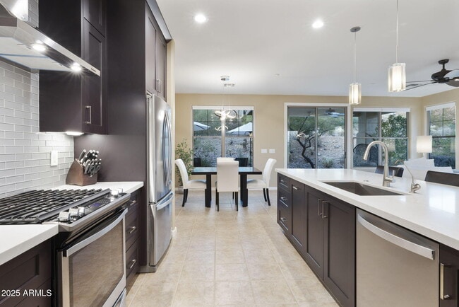 Building Photo - 11489 E Raintree Dr