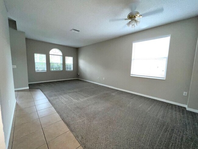 Building Photo - 9240 Black Hawk Ct