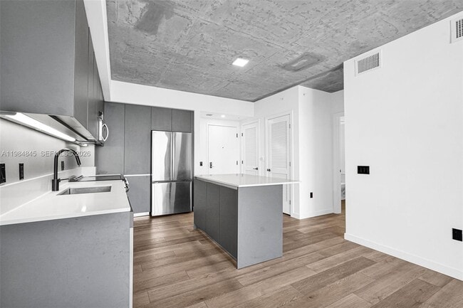 Building Photo - 307 SW 5th St