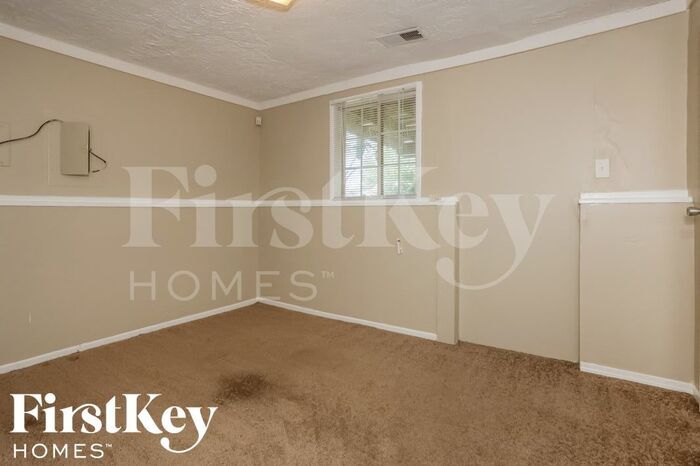 Building Photo - 4321 Castle Heights Dr