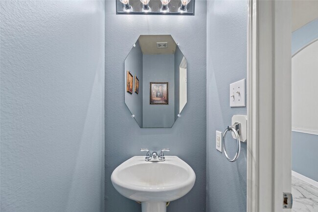 Building Photo - 7867 Galleon Field Ln