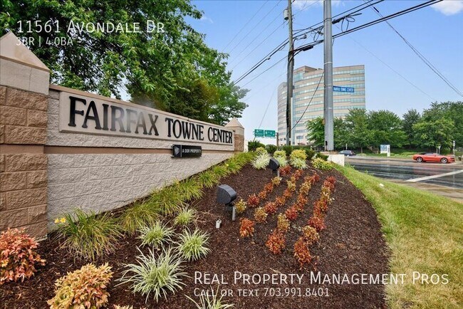 Building Photo - 11561 Avondale Dr