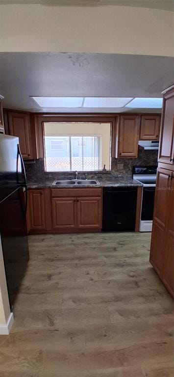 Building Photo - 441 E Rubens Dr