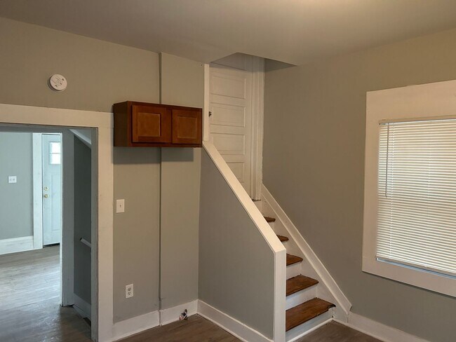 Building Photo - 81 Woodland St