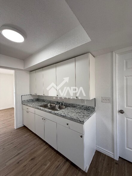 Building Photo - 6715 Buckley