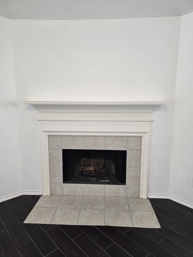 Building Photo - 2910 Plum Lake Dr