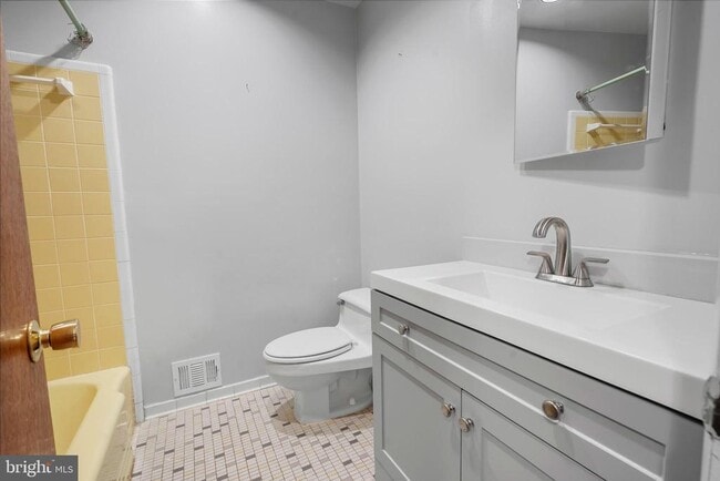 Building Photo - 2623 Depaul Dr