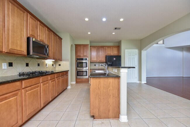 Building Photo - 2403 Galleon Point Ct